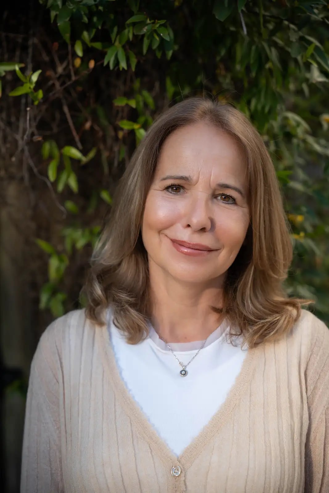 Claudia - Professional headshot portrait